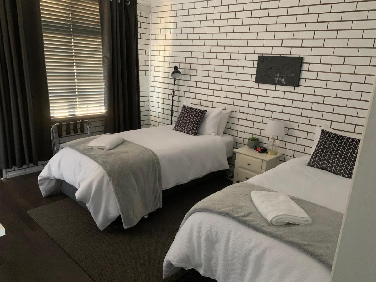 Kings Avenue Motel Saint Arnaud Экстерьер фото