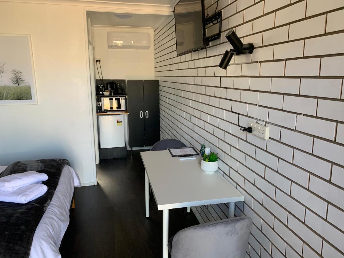 Kings Avenue Motel Saint Arnaud Экстерьер фото